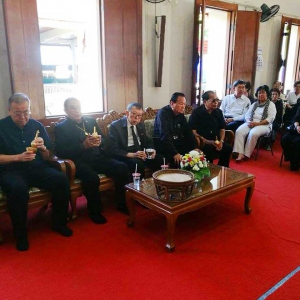 ทำบุญทอดกฐินสามัคคี ทอดถวาย ณ วัดศรีบุญโยง