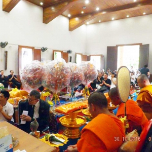 ทำบุญทอดกฐินสามัคคี ทอดถวาย ณ วัดศรีบุญโยง