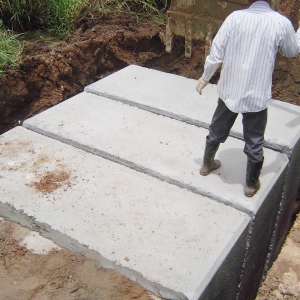 โครงการงานป้องกันและแก้ไขปัญหาอุทกภัย บริเวณสี่แยกเชียงใหม่ อ.เมือง จ.ลำปาง